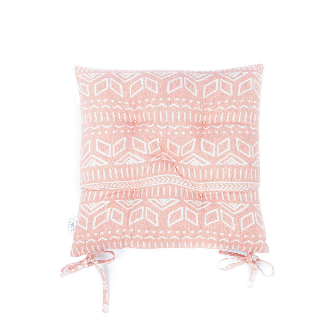 Blush pink chair outlet cushions